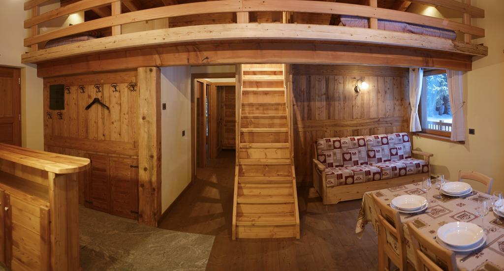 Hotel Le Nid De L'Aigle Champoluc Zimmer foto
